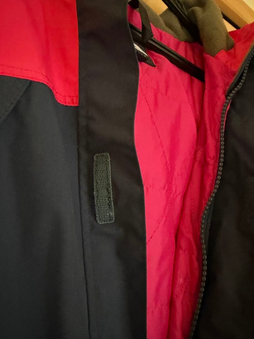 THE NORTH FACE 子ども用フルボディスーツ ネイビー/ピンク