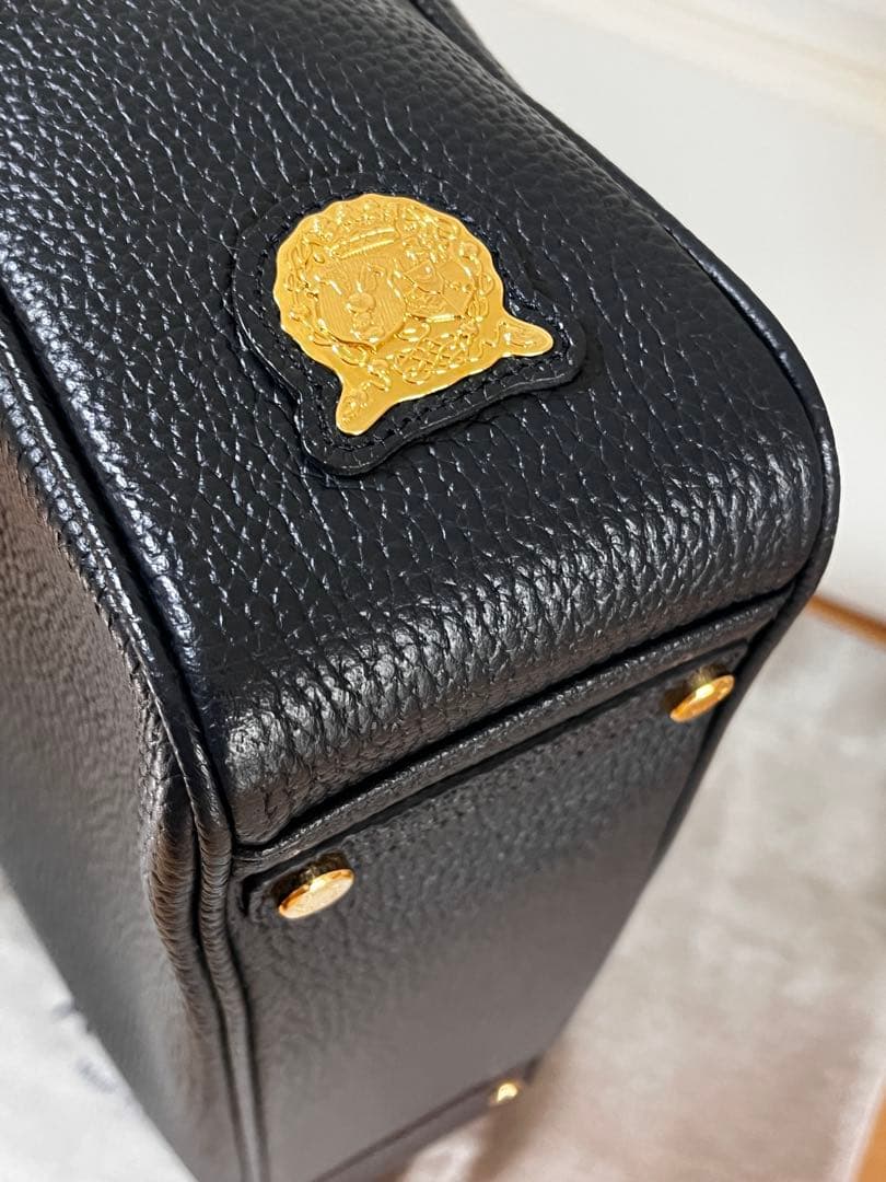 A.D.M.J トートバッグ　ハンドバッグ　レザー　本革極美品ネイビー　A4対応