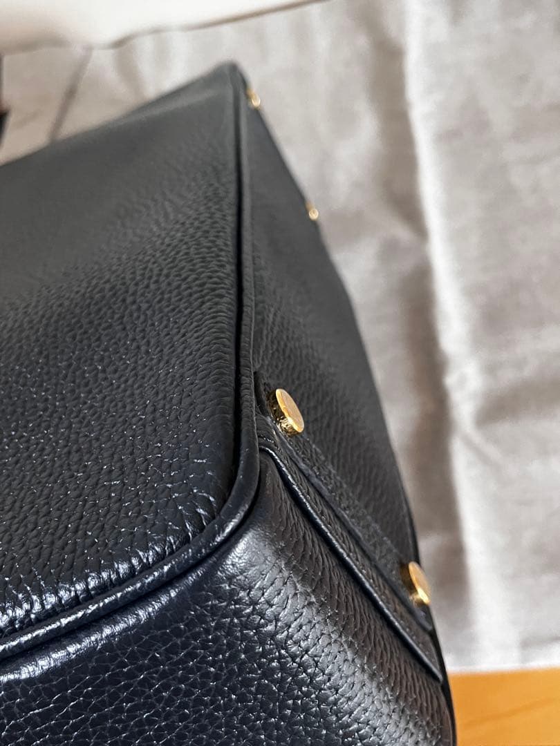 A.D.M.J トートバッグ　ハンドバッグ　レザー　本革極美品ネイビー　A4対応