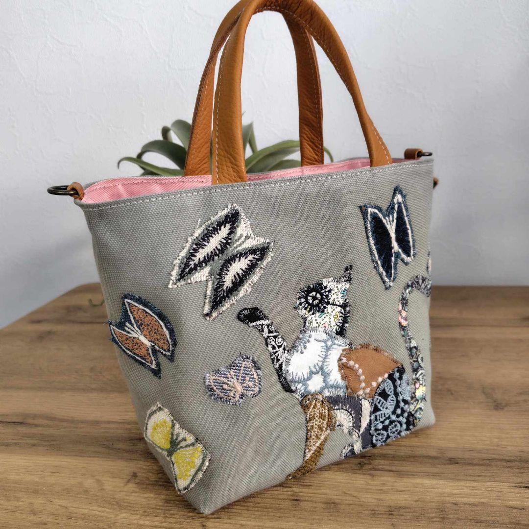 333W 様　/猫とちょうちょカケラパッチ/しきりトートSサイズ/本革キャメ