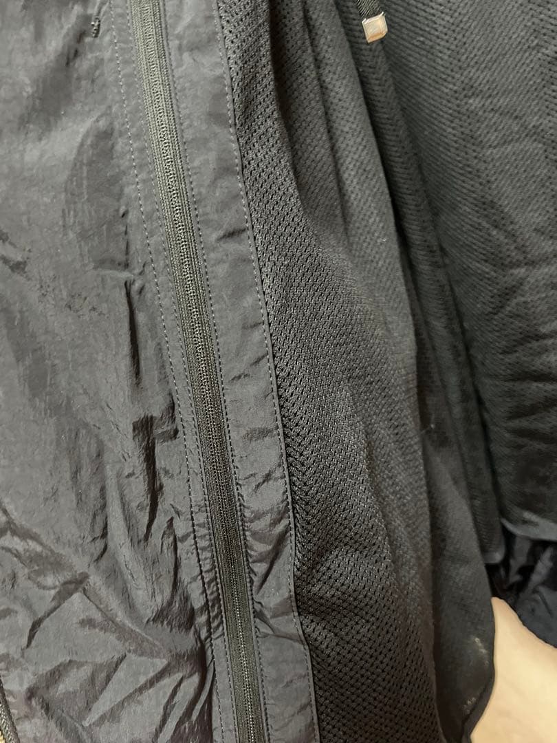 ADAM ET ROPE 完売品　【環境配慮】ライトシェルパーカー　ブラック