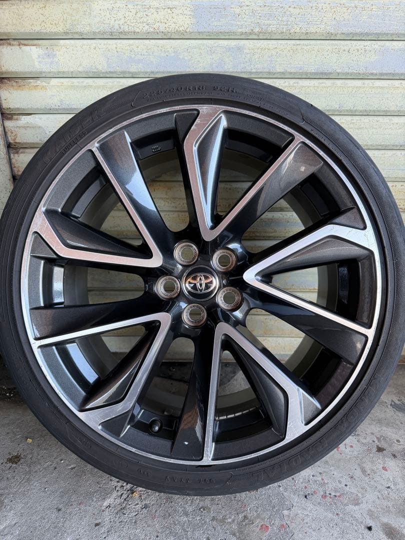 カローラスポーツ 純正 8J +40 100 5H 18インチ　愛知県一宮市