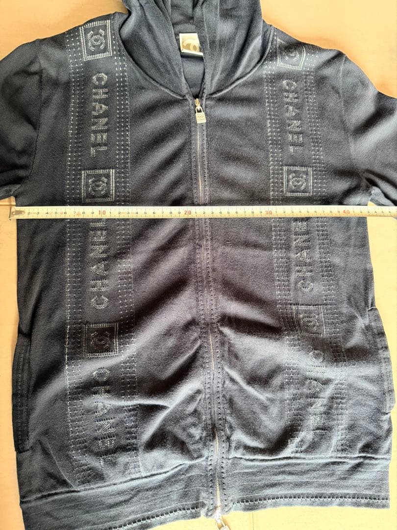 美品　CHANEL 薄手コットン素材　ネイビー フード付きパーカー