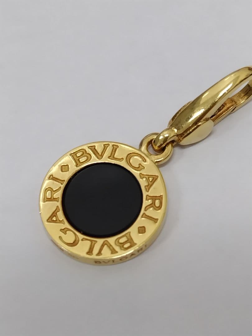 ま*ん様 BVLGARIブルガリブルガリ 750刻印 K18 チャーム　オニキス