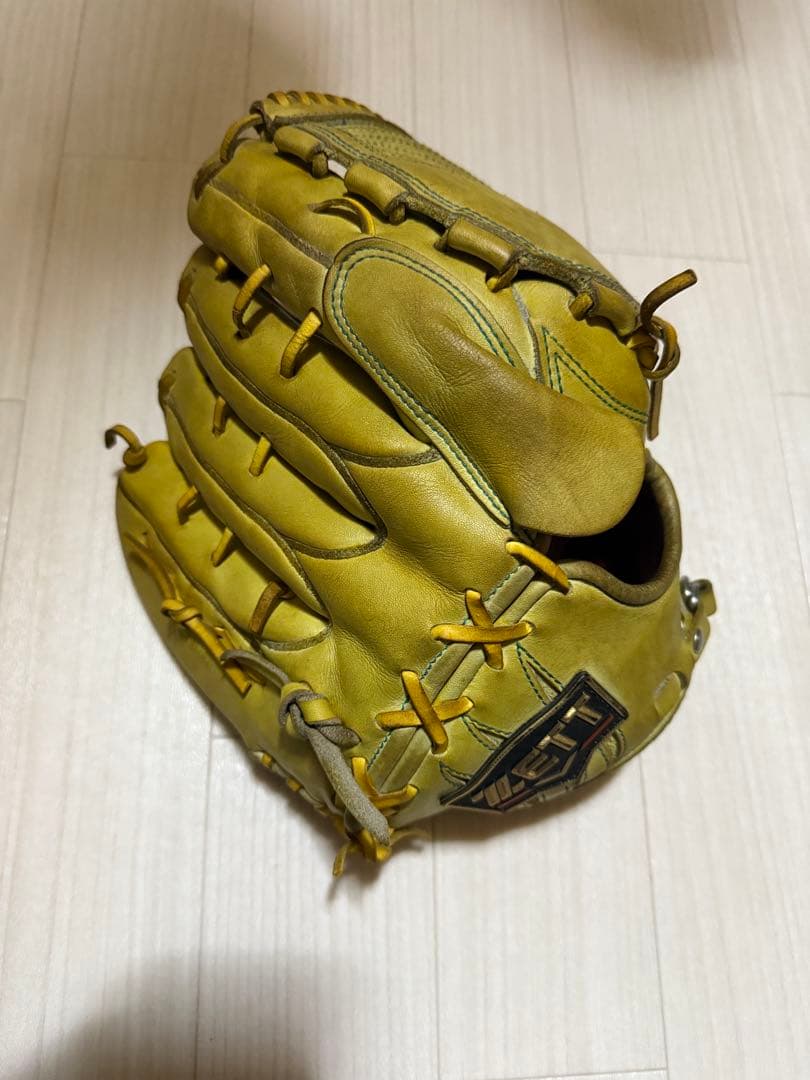 匿名発送　　プロステイタス硬式投手用グローブ