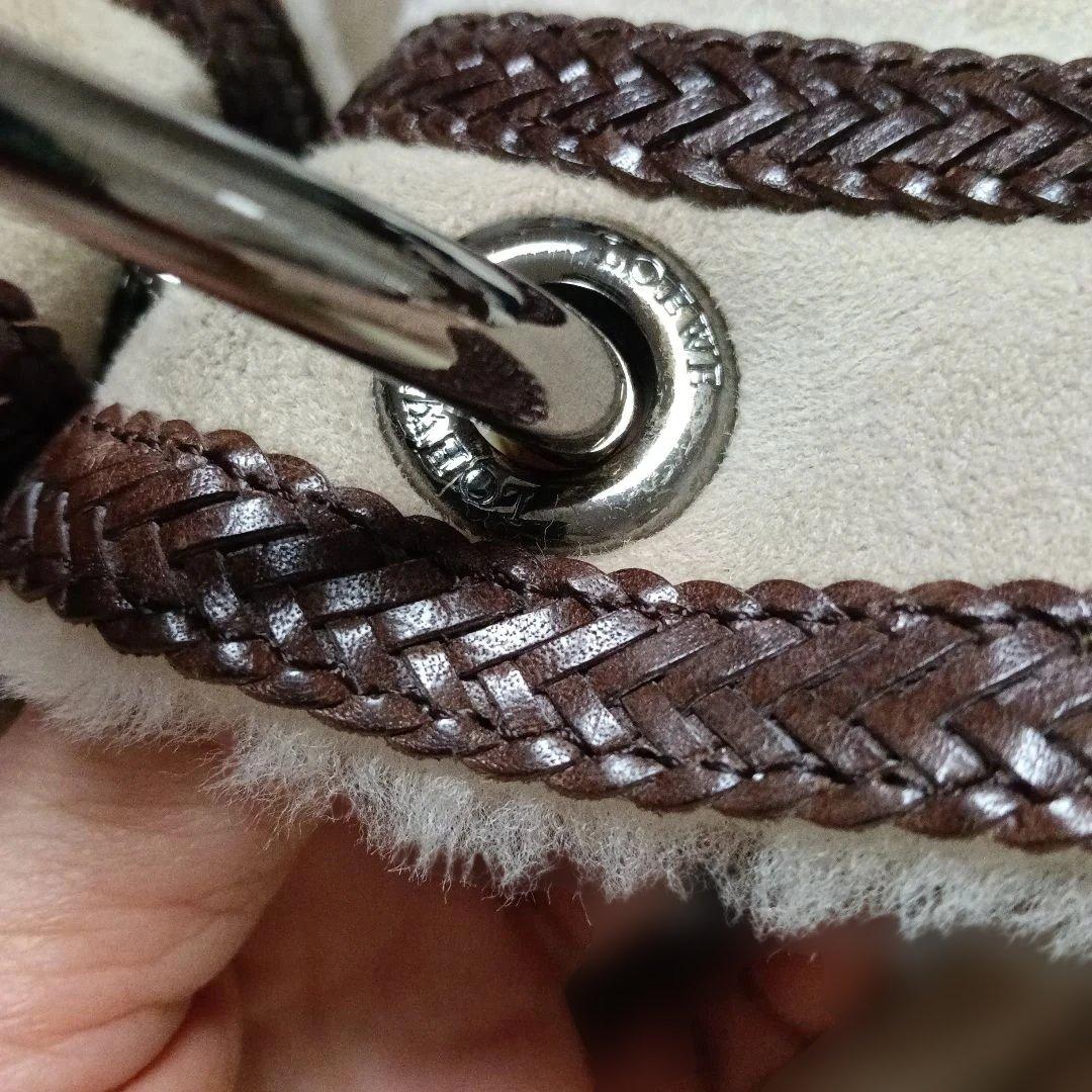 LOEWE　素敵なムートンのオシャレバック　メタルロゴ　2/8まで