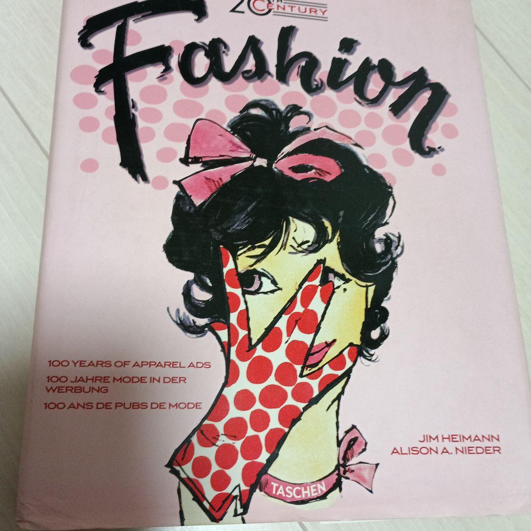 洋書 20th Century Fashion