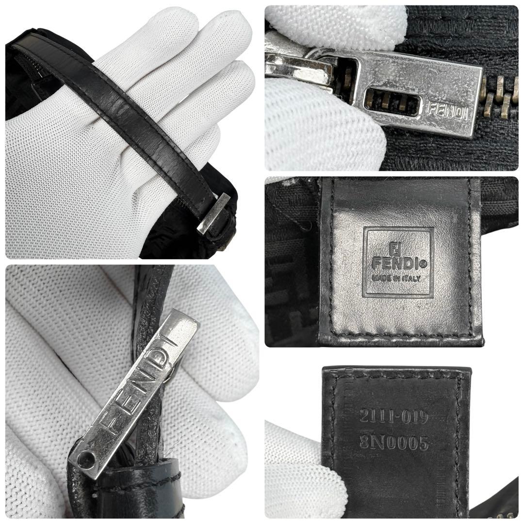 【美品】FENDI フェンディ バニティ アクセサリーポーチ ズッカ柄 ブラック