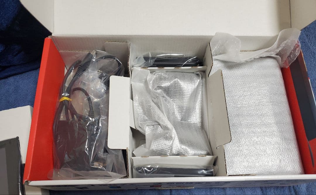 Switch 本体 ネオンブルー/ネオンレッド　PROコン、SDカード付き