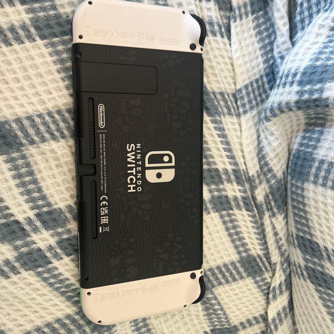 Nintendo Switch 本体 青/緑 コントローラー用スタンド付き