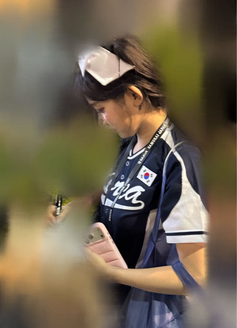 韓国代表 チアリーダー イ・ジュウン 李珠珉 直筆サイン写真！侍ジャパン 2