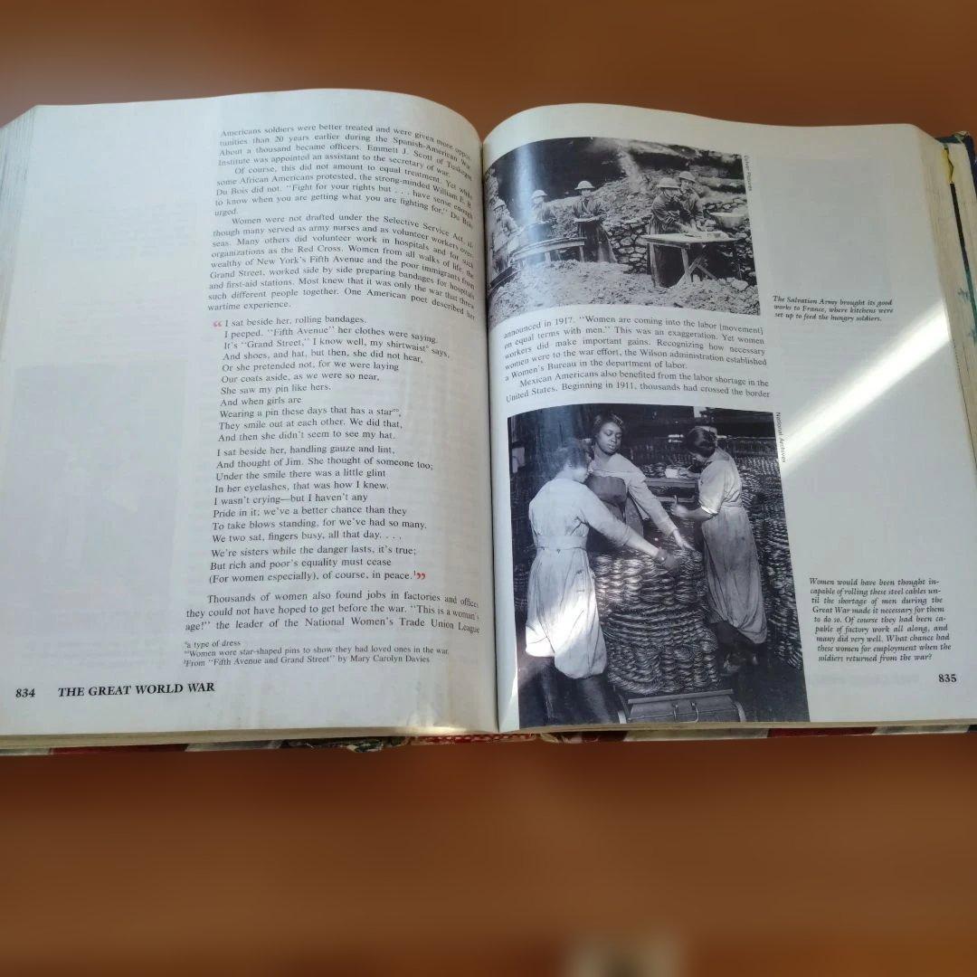 洋書 The story of America