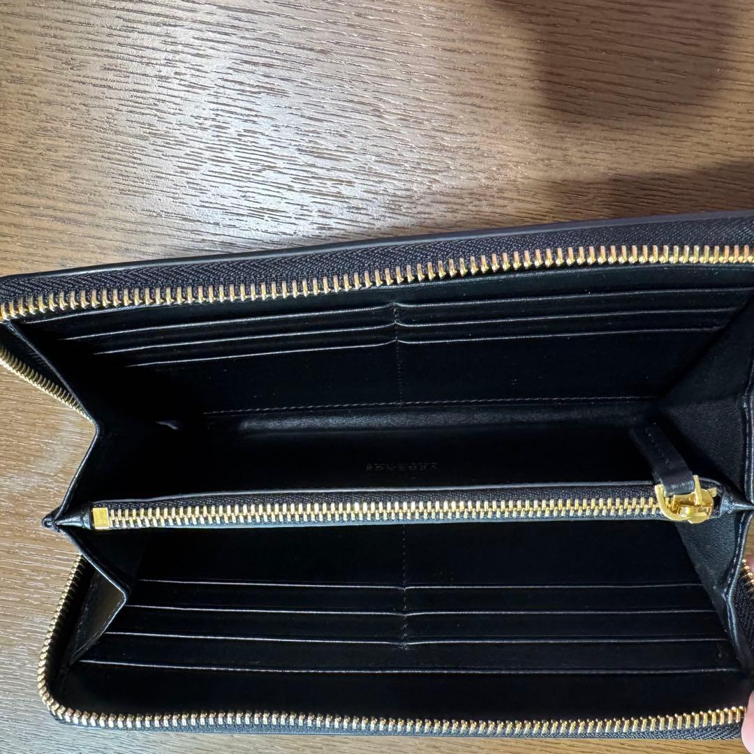 ヴェルサーチ 総柄 ラウンドジップ 長財布 ブラック