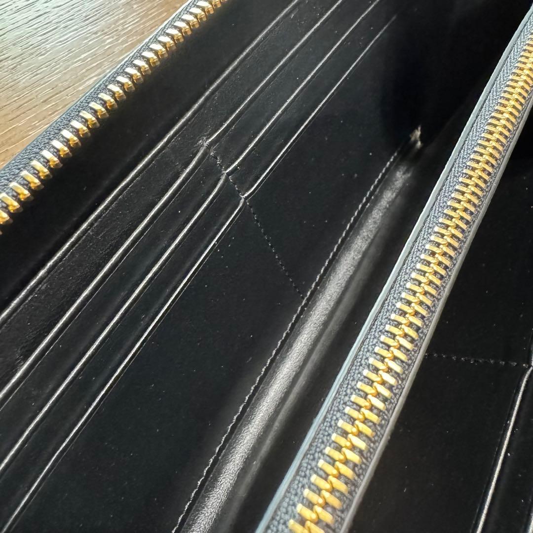 ヴェルサーチ 総柄 ラウンドジップ 長財布 ブラック