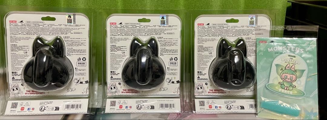 新品未開封　ザ モンスター　10周年アニバーサリー　イヤフォンケース3点セット