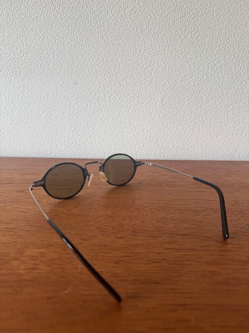 金子眼鏡クラシックラウンドメタルサングラス