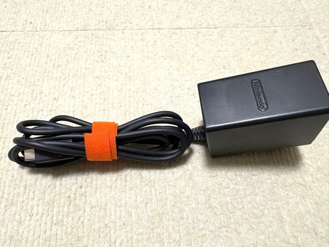 Nintendo Switch 本体 キャリングケース付き