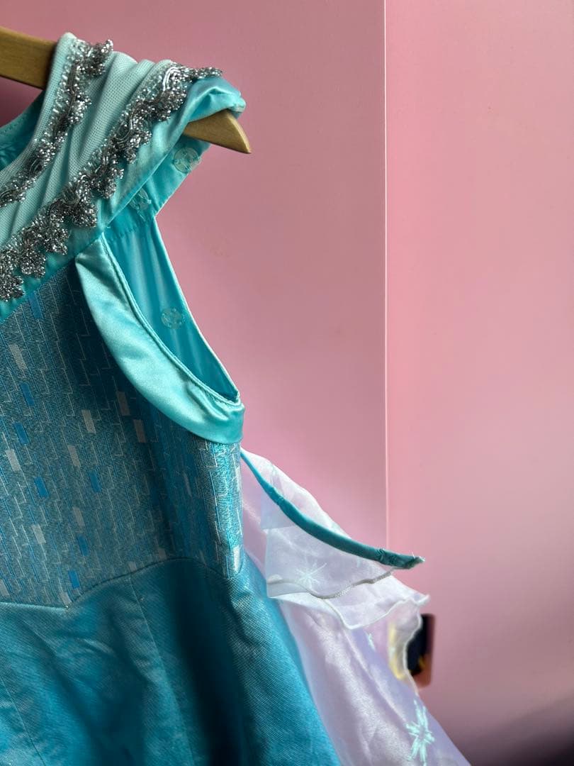 【最終値下げ】エルサ ドレス 120 ビビディバビディブティック