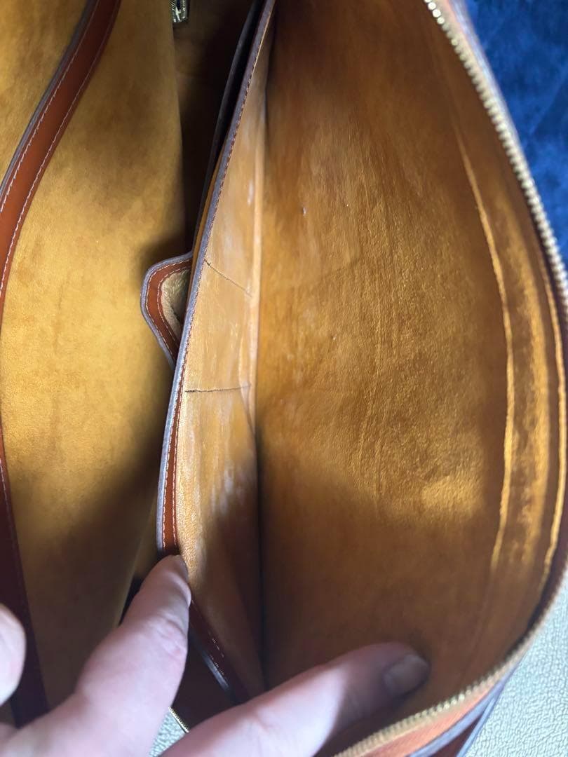 ルイヴィトン ビジネスバッグ エピ M54513