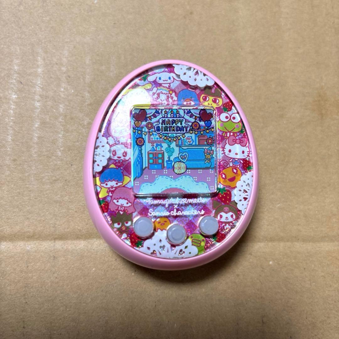 バンダイ　たまごっちみーつ　サンリオキャラクターズ　ピンク