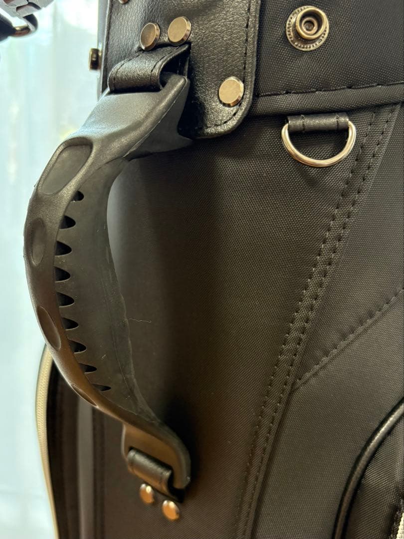 ヤマハinpres キャディバッグ 黒　軽量