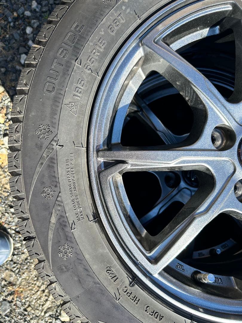 HIFLY 185/65R15 スタッドレスタイヤ4本セット