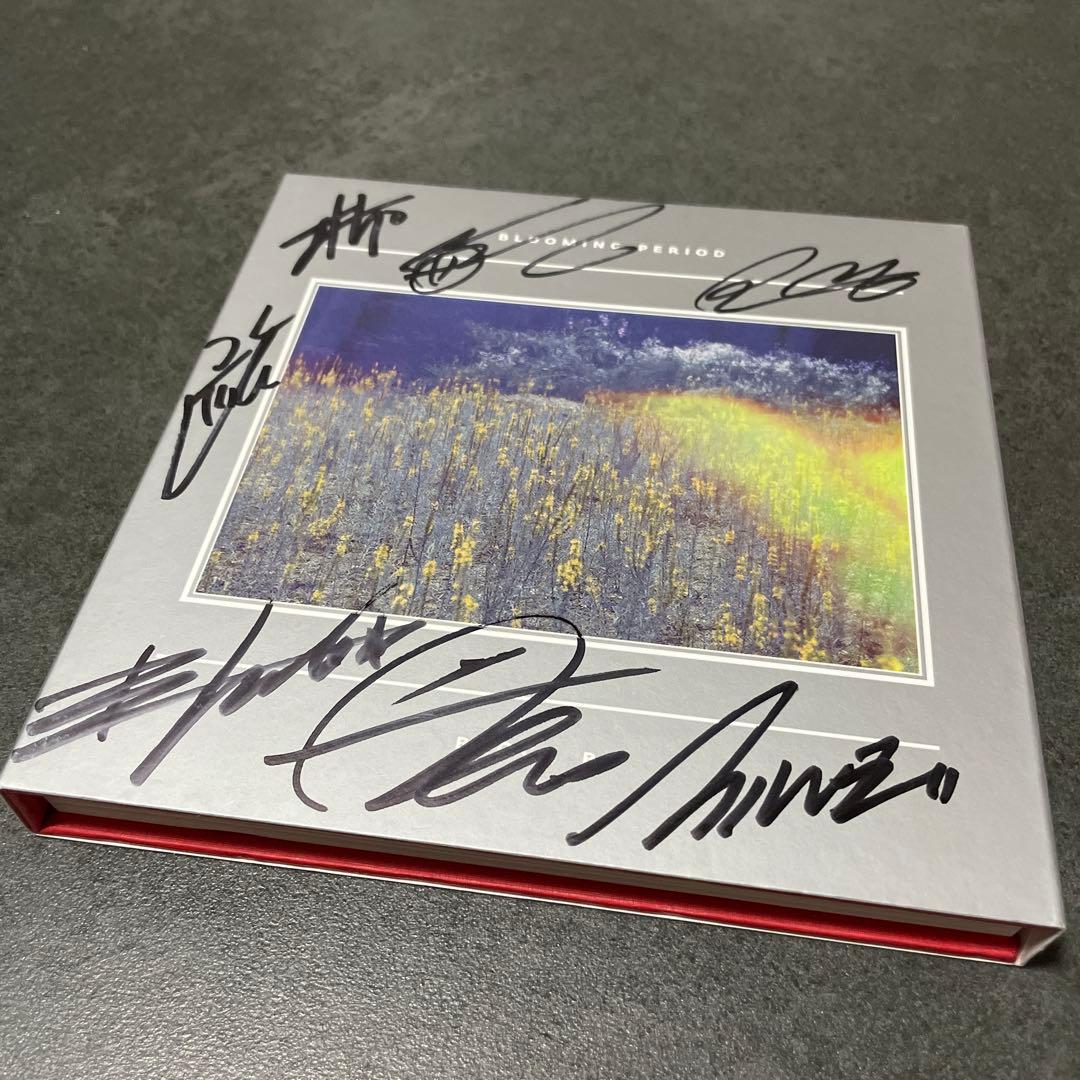 BLOCK Bサイン入り Blooming Period ミニアルバム