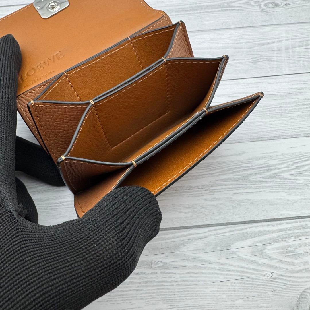 【極美品】ロエベ カードホルダー 名刺入れ アナグラム ライトブラウン　レザー