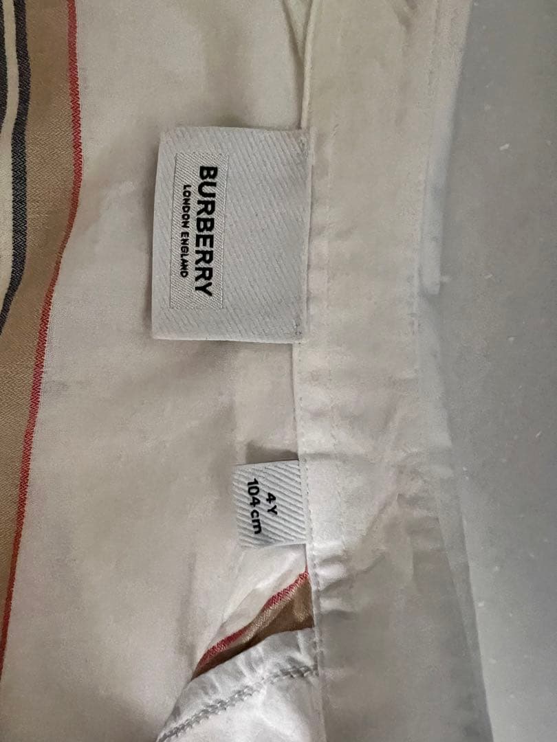 期間限定お値下げ！Burberry 長袖シャツ