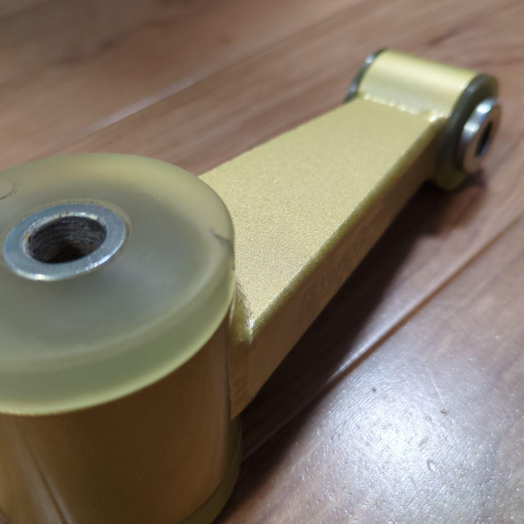 Beatrush　エンジンロールストッパー　ミディアムタイプ　ZC33S　中古品