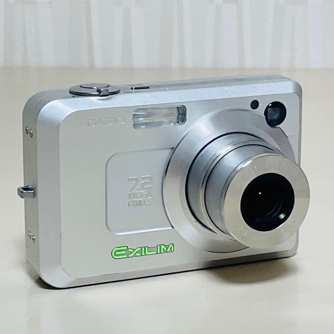 CASIO カシオ EXILIM EX-Z750 コンパクトデジタルカメラ