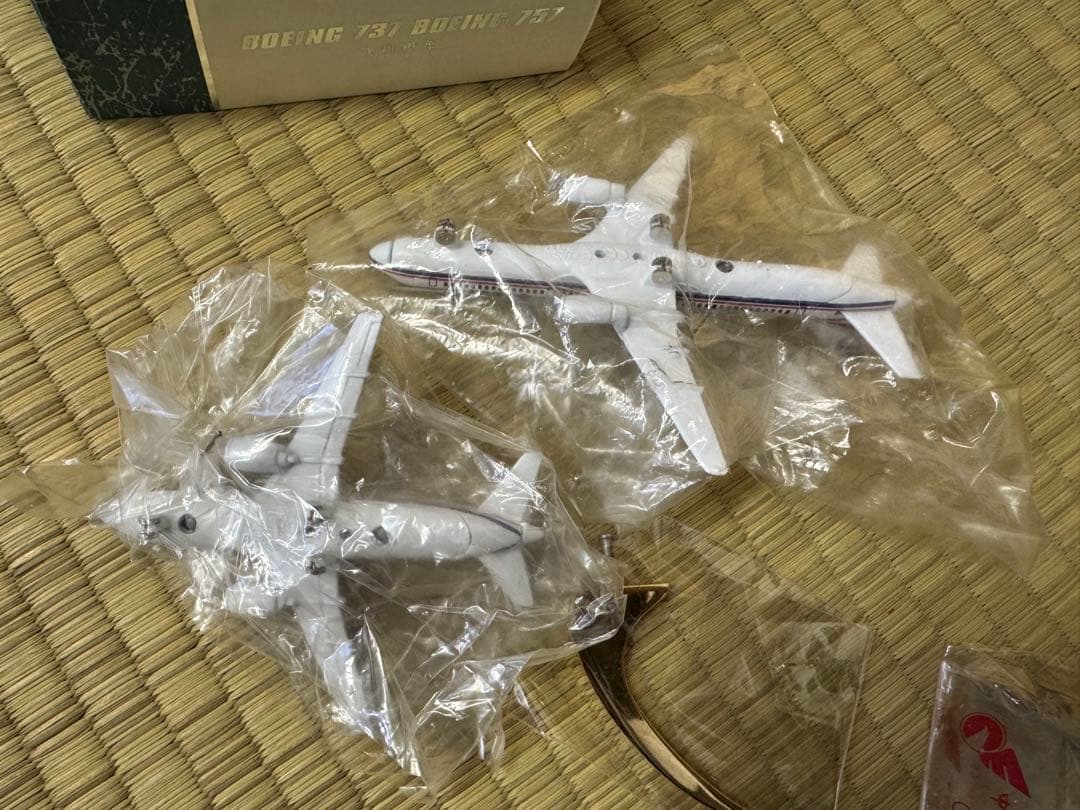 希少　中国西南航空公司　ボーイング　737 ボーイング　757 模型　当時物