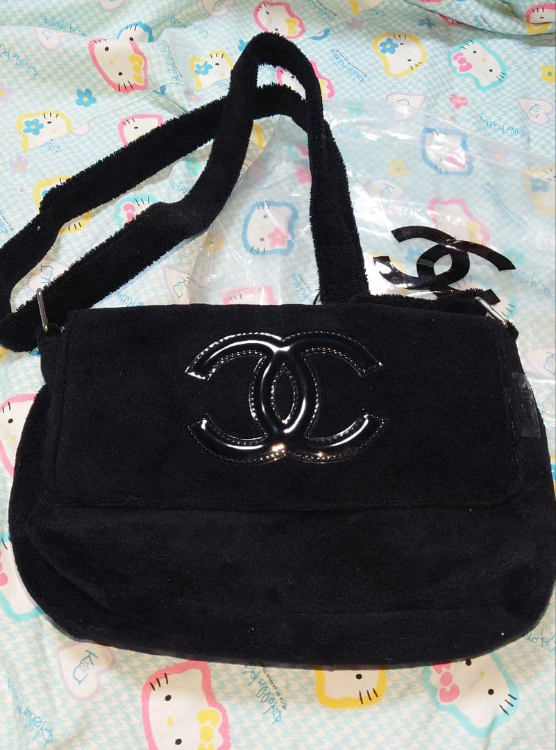 非売品新品　シャネル　ノベルティ　ショルダーバッグ　ブラック　パイル　エナメル