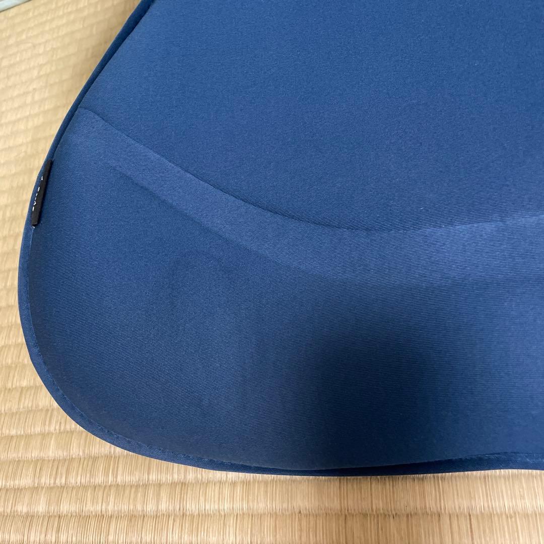 MTG スタイルスマート 座り姿勢サポートチェア　専用箱、取説付き