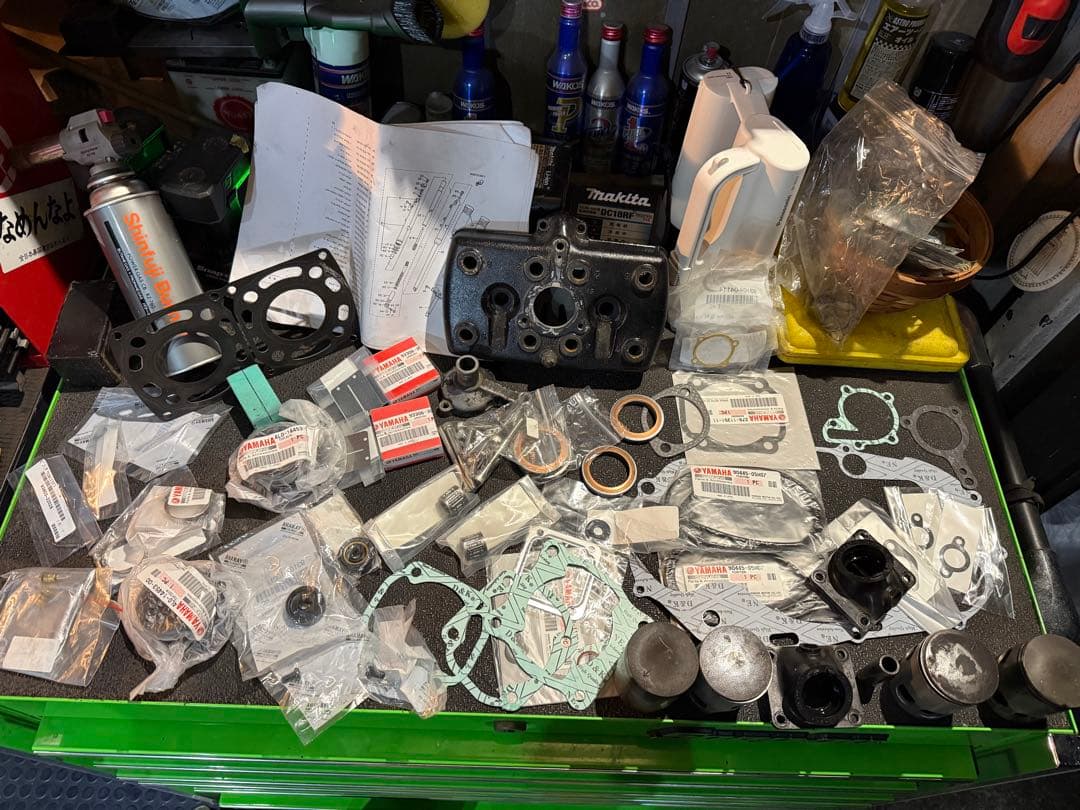 格安　RZ250 エンジン　純正部品　詰め合わせ