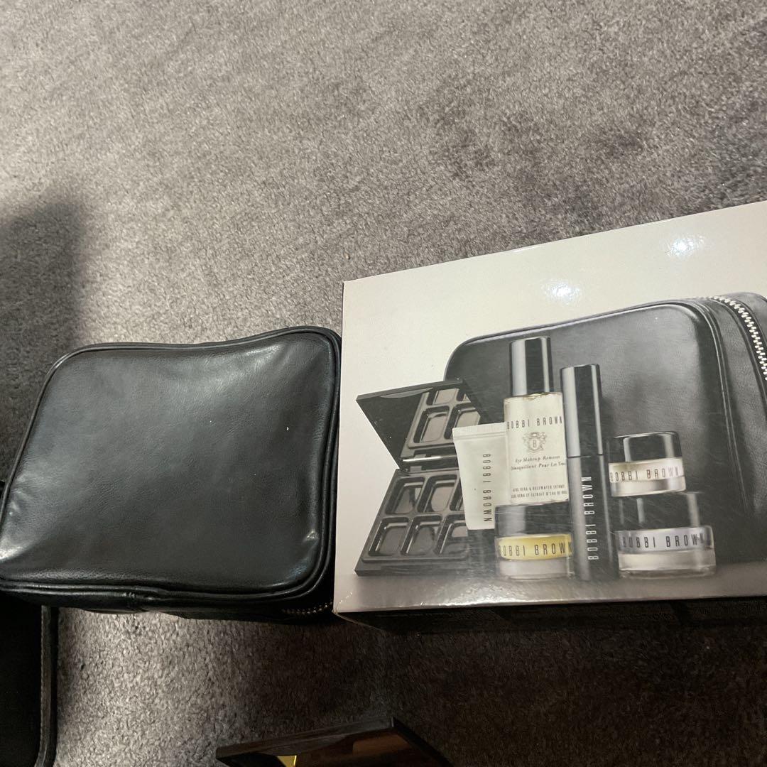 値下/BOBBI BROWN コスメセット　32点