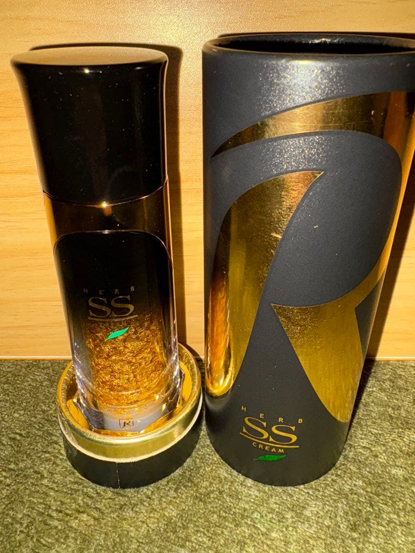 ロイヤルハーブ SSクリーム 50g1本　ロイヤル化粧品