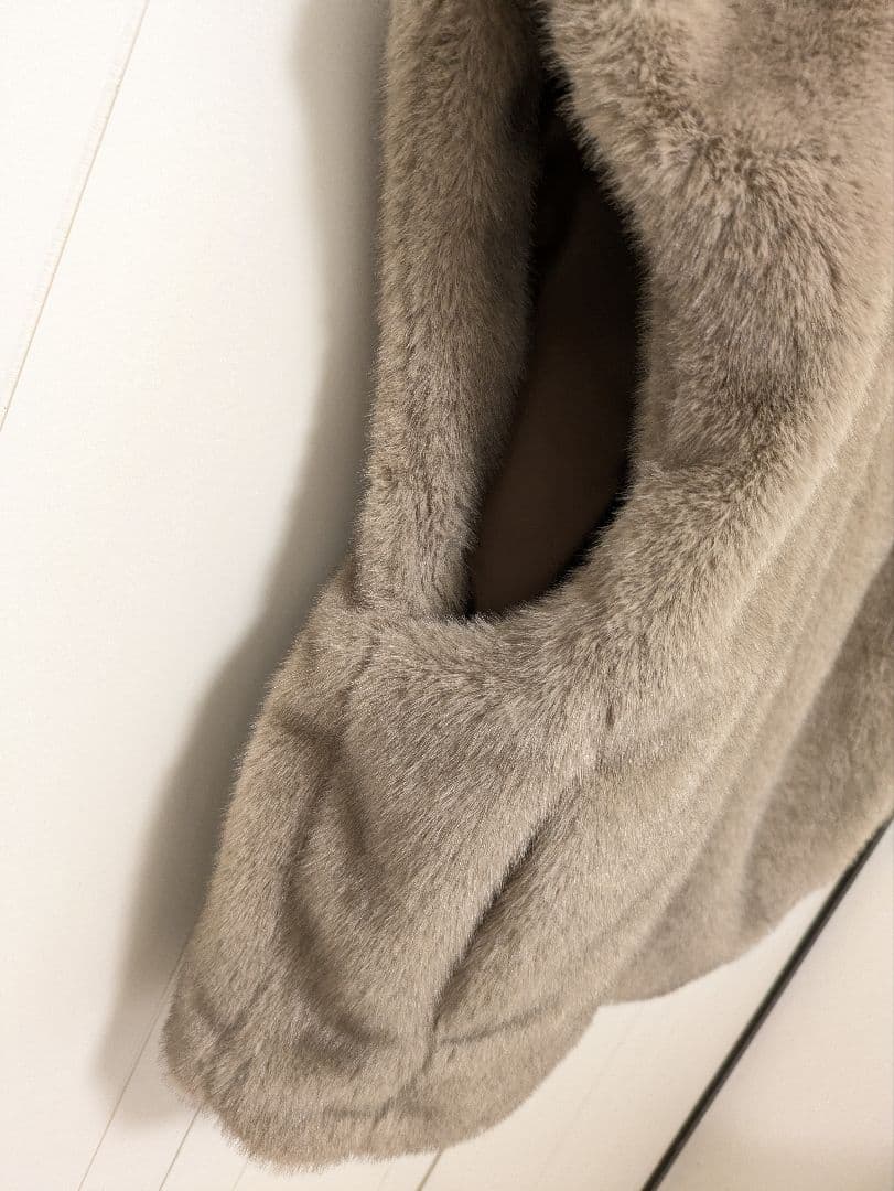 グレディブリリアン、シードレイクエコファー襟付きベスト