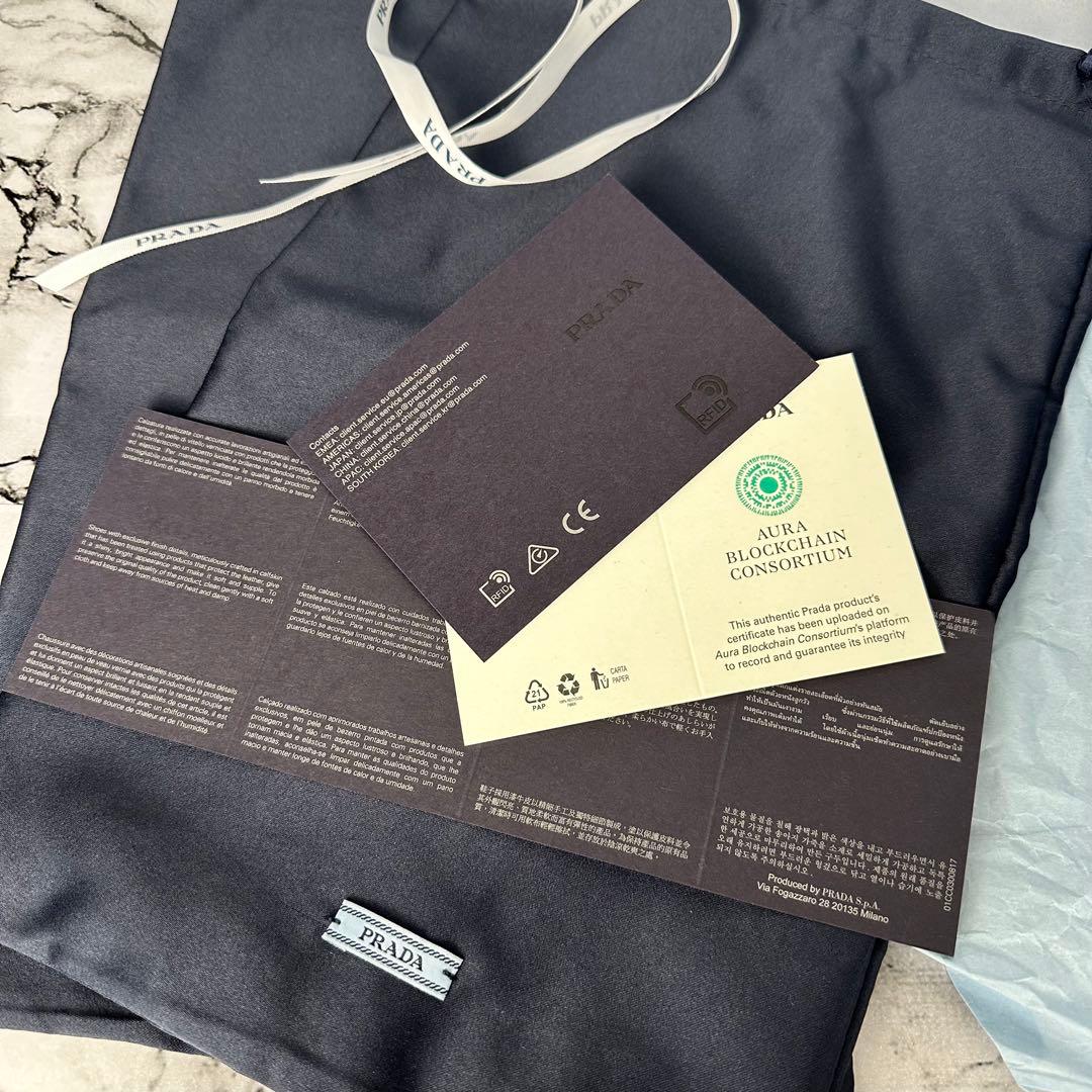 ほぼ未使用✨プラダ ブラッシュドレザー 三角ロゴ ローファー 付属品完備