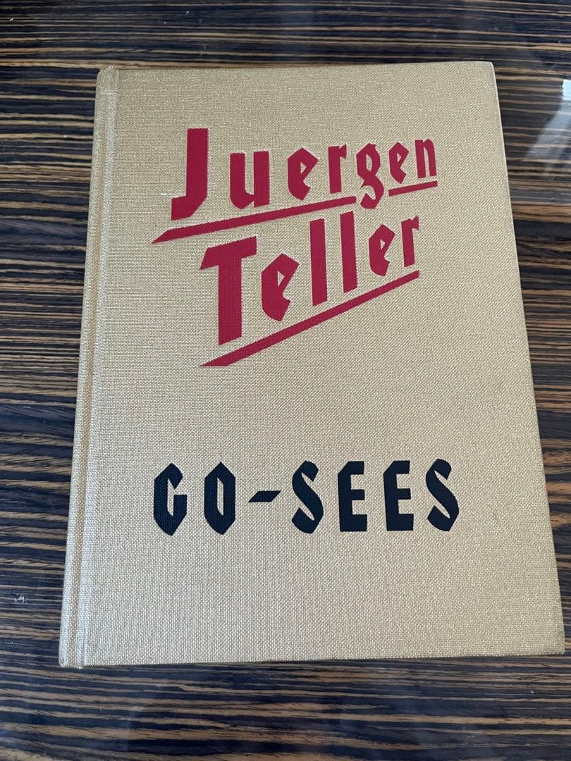 アート・デザイン・音楽 Juergen Teller GO-SEES