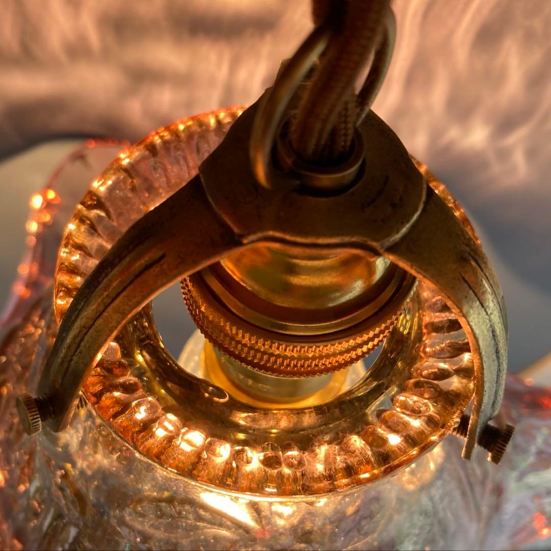 フェントン　ガラスランプシェードオパールセント　アンティーク