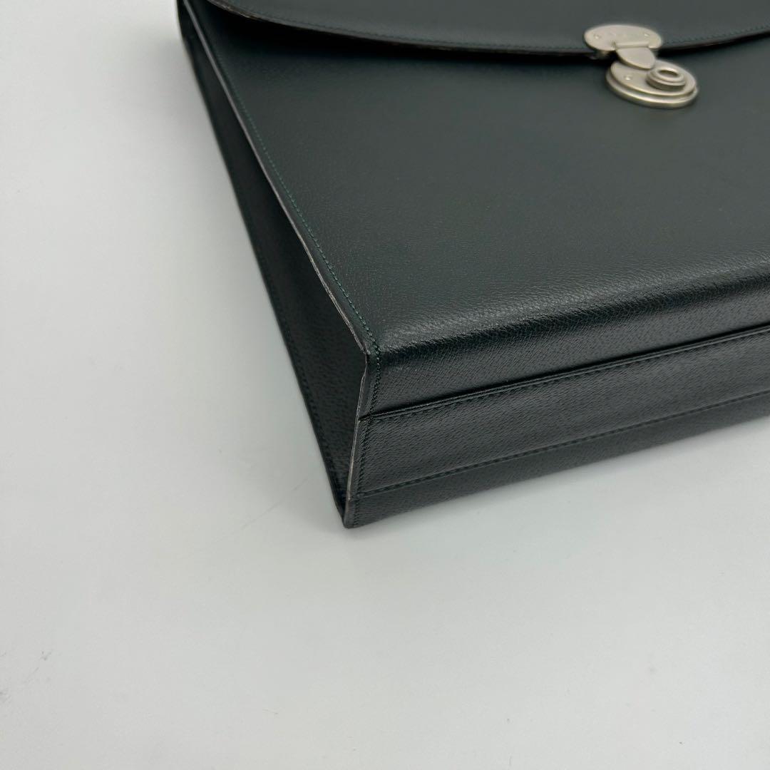 【極美品】　アクアスキュータム　ビジネスバッグ　オールレザー　濃緑　A4　自立