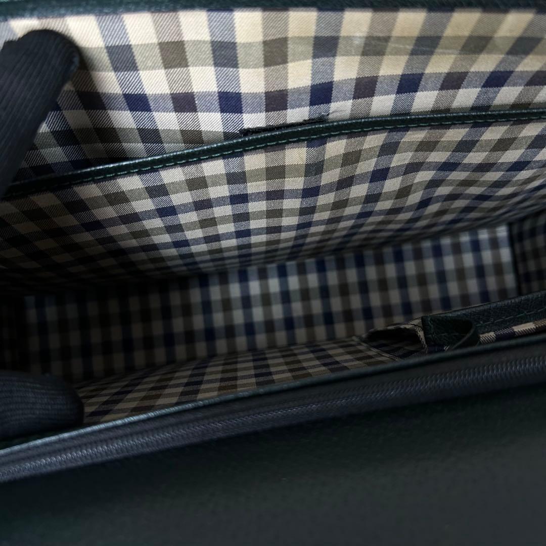 【極美品】　アクアスキュータム　ビジネスバッグ　オールレザー　濃緑　A4　自立