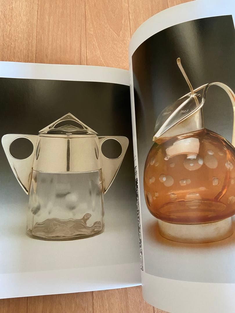 WIENER WERKSTAETTE ウィーン工房 公式作品集