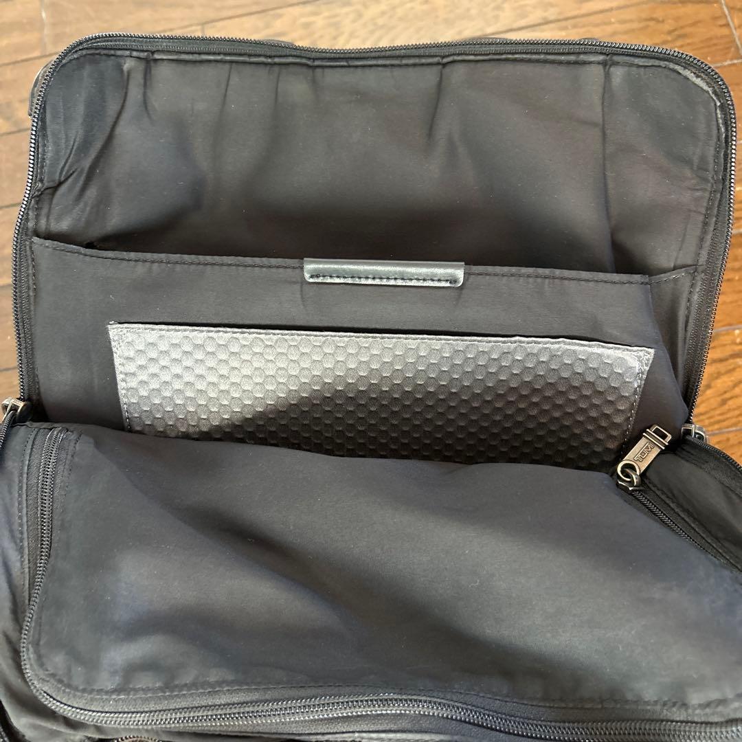 TUMI トゥミ ロールトップ レザー リュック ビジネスリュック 送料込