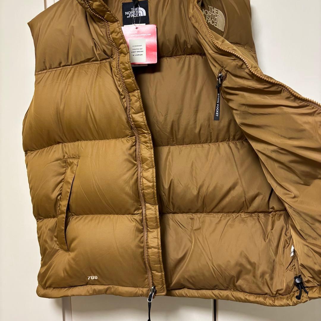 超希少　XL 新品センターロゴ　ダウン　ベスト　ヌプシ　ブラウン