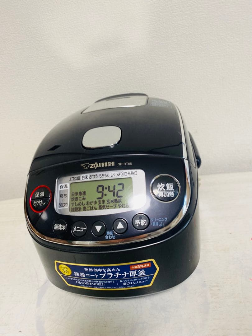 ZOJIRUSHI 圧力IH炊飯ジャー 極め炊きNP-RT05型 ブラック