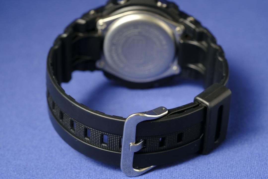 【綺麗】G-SHOCK AWG-M100B ブラック 電波ソーラー (102)