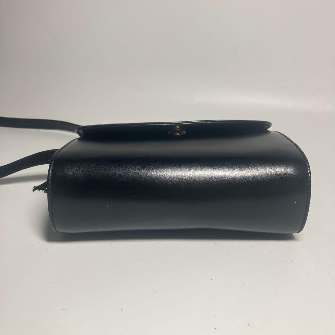 希少Gucci レザーショルダーバッグ ブラック オールドグッチ レアフォーマル