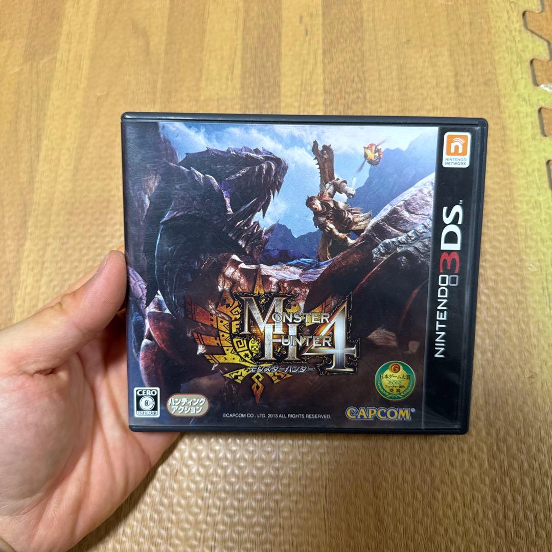 3DSソフトパッケージ付きまとめ売り計5点、パズドラのタッチペン付き